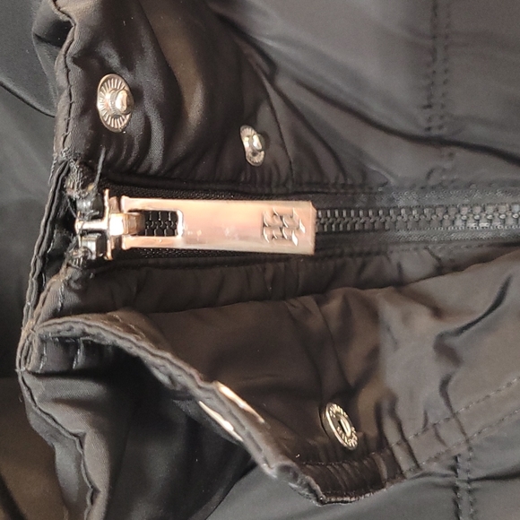 Tommy Hilfiger Womens Black Puffer Coat. - Picture 8 of 11